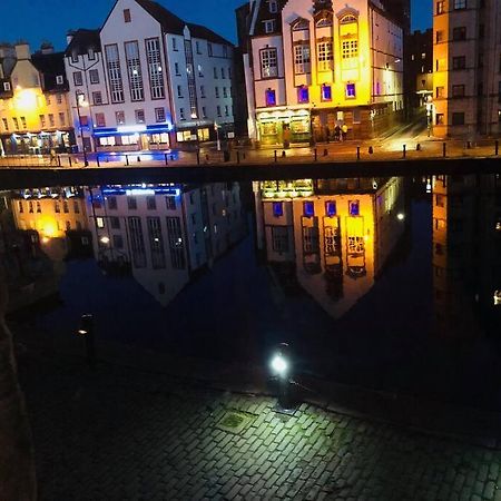 Vibrant Apartment At The Shore In Leith EDI Eksteriør billede
